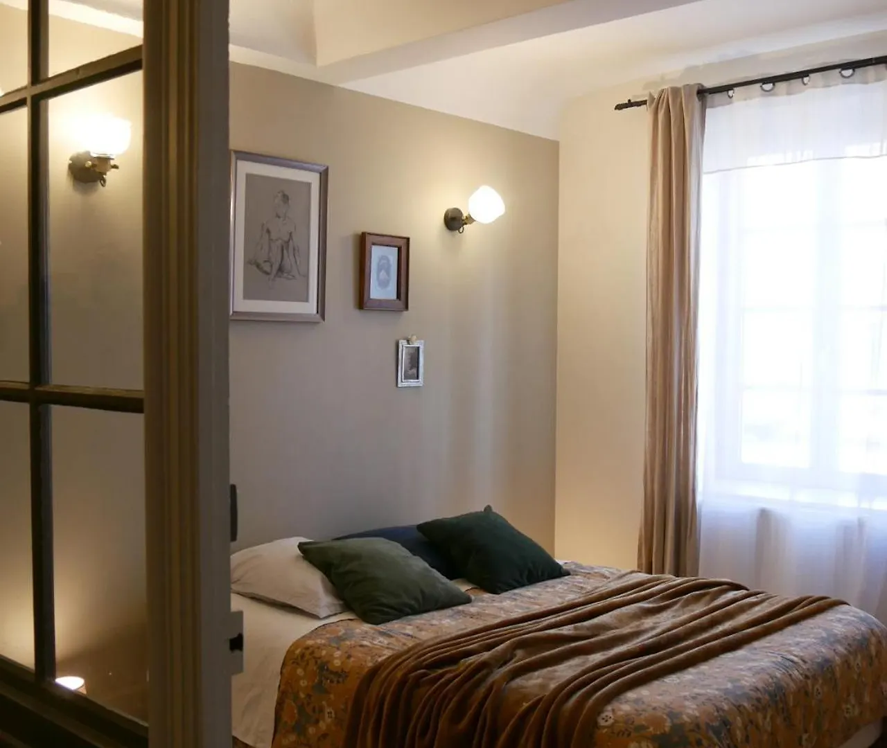 Homestay Charmante Suite Independante En Maison De Village Loriol-sur-Drome